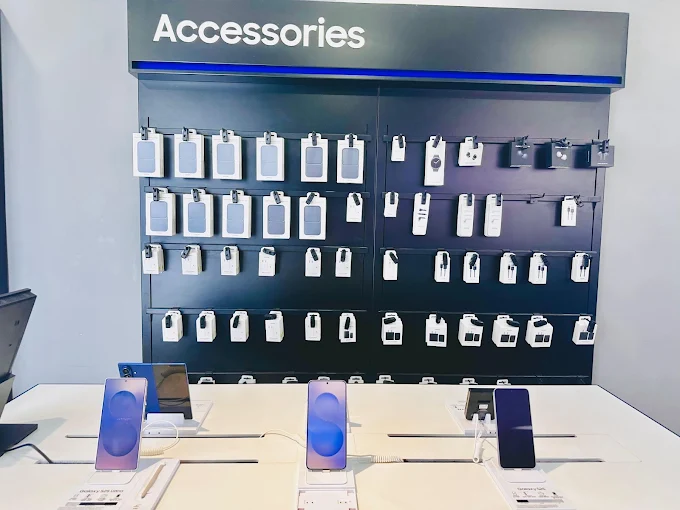Samsung Experience Store- Mundera Chungi, Prayagraj thumbnail 4