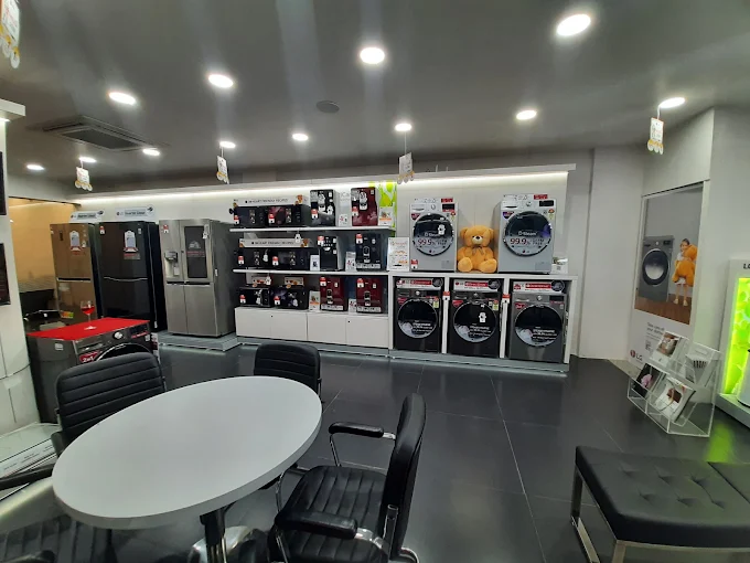 LG Best Shop- Sharda Enterprises, Mohali, SAS Nagar store image 3