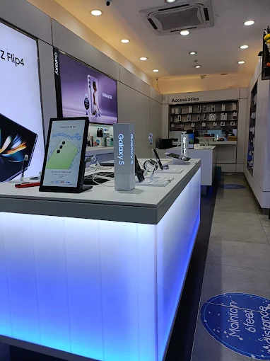 Samsung Experience Store- Lalabaugh store image