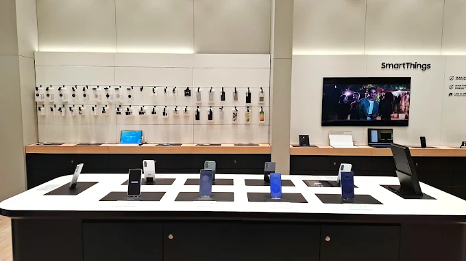 Samsung Experience Store- Phoenix MarketCity store image