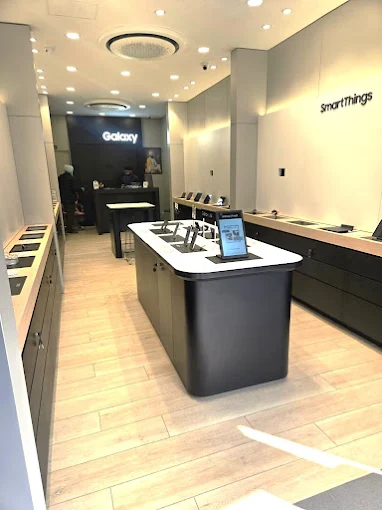 Samsung Experience Store- Shahdara store image