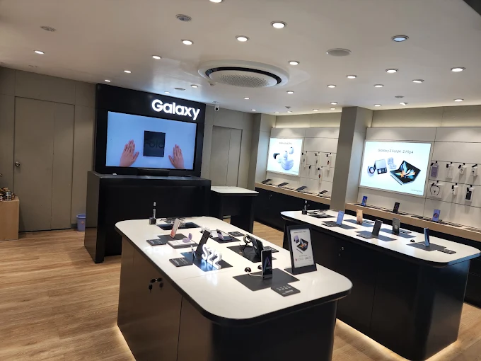 Samsung Experience Store- Ashiyana-Lucknow store image