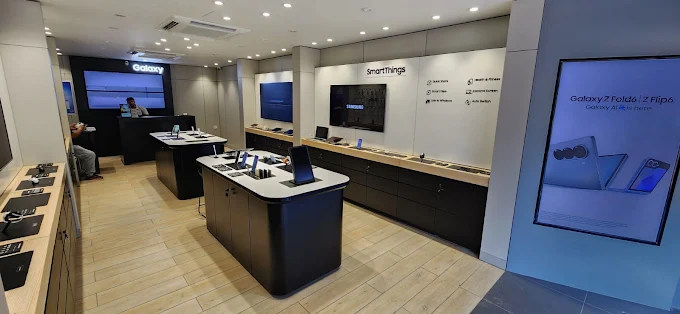 Samsung Experience Store- Annapurna Road, Indore store image