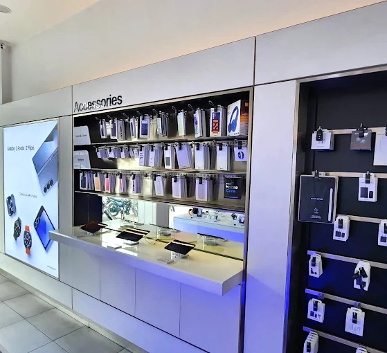 Samsung Experience Store- Model Town, Jalandhar store image 4