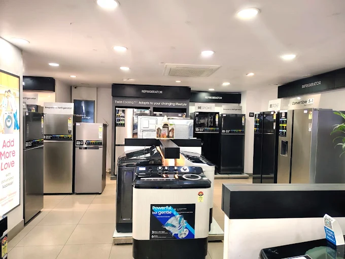 Samsung Smart Plaza - Razzle Dazzle Electronic store image 4