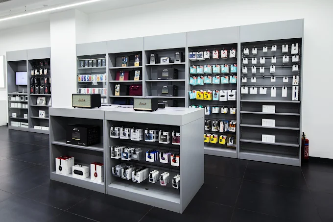Aptronix - Apple Premium Reseller-Aerocity store image 4