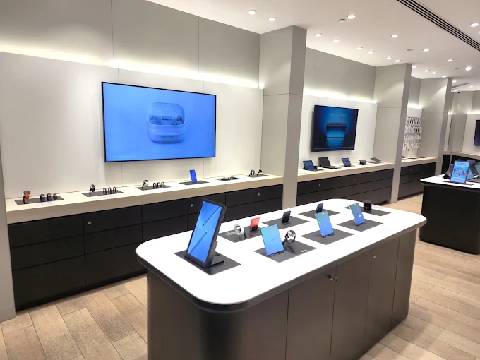 Samsung Experience Store- Inorbit Mall store image