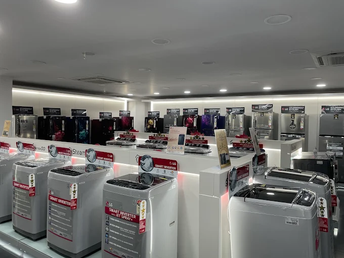 LG BEST SHOP - SHREE MAHAKALI ENTERPRISES PVT LTD, Amritsar store image 3