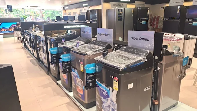 Samsung SmartPlaza - Parvati Electronics-Lucknow store image 4
