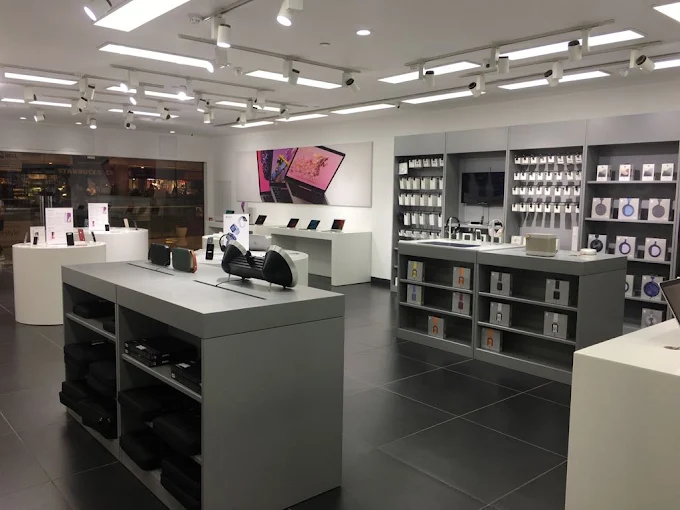 Aptronix - Apple Premium Reseller-Ambience Mall store image