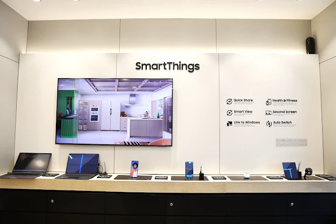 Samsung Experience Store- Cyberhub, Gurugram store image 3