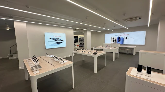 Imagine- Apple Premium Partner-MI Road Jaipur store image