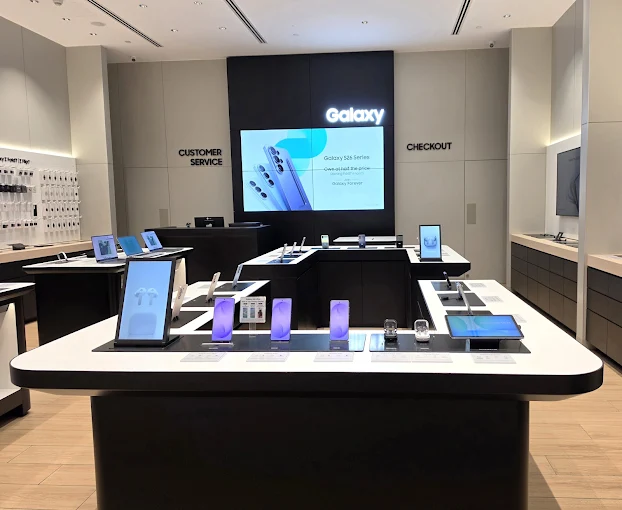 Samsung Experience Store- Kopa Mall store image 3