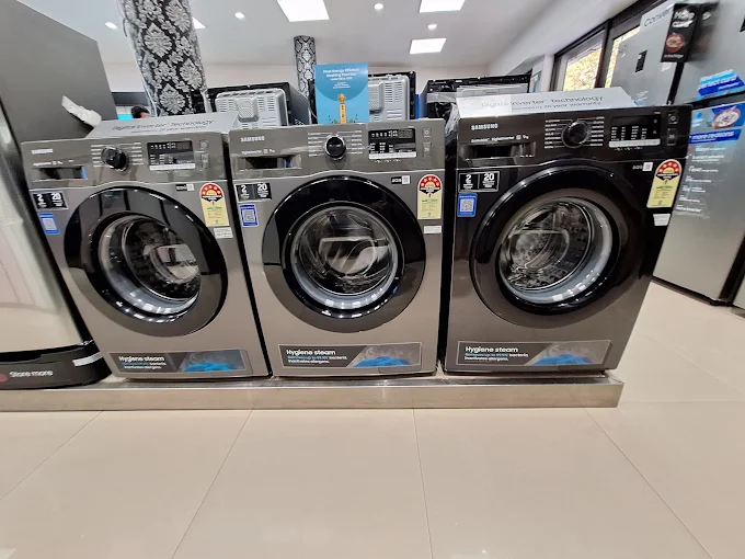 Samsung Smart Plaza - Shivam Electroplaza, Patiala store image 3