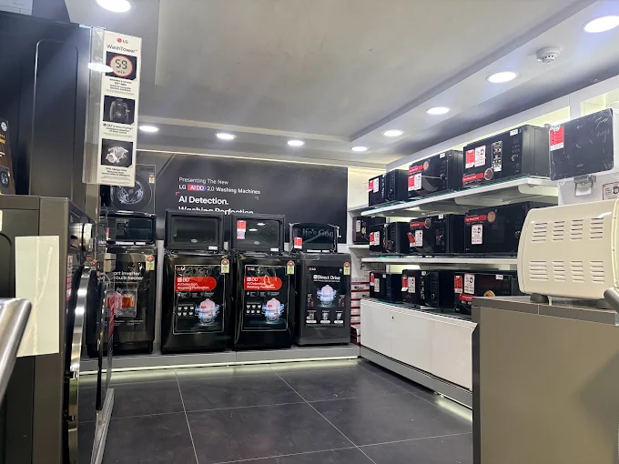 LG BEST SHOP - SATLEJ ENTERPRISES, Chandigarh store image 3