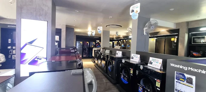 Samsung SmartPlaza - Mahaveer Electronics-Chhatrapati Sambhajinagar store image 3