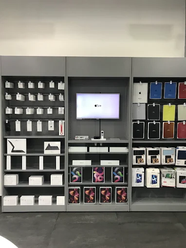 FUTURE WORLD- Apple Store, MOHALI, SAS nagar store image 4
