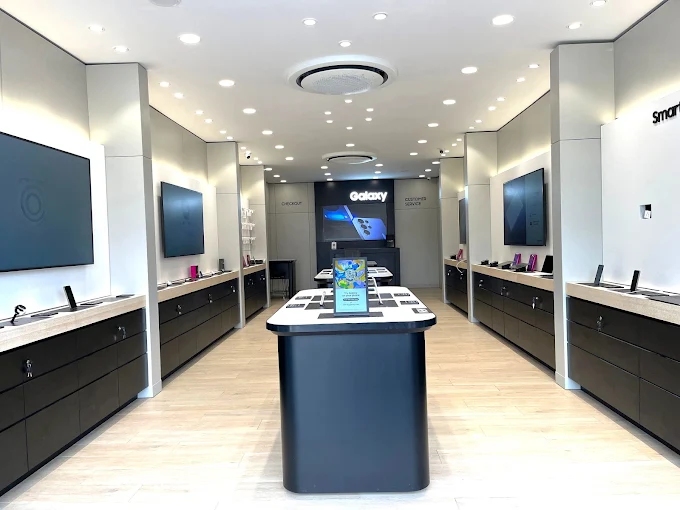 Samsung Experience Store- Pratap Nagar store image 4