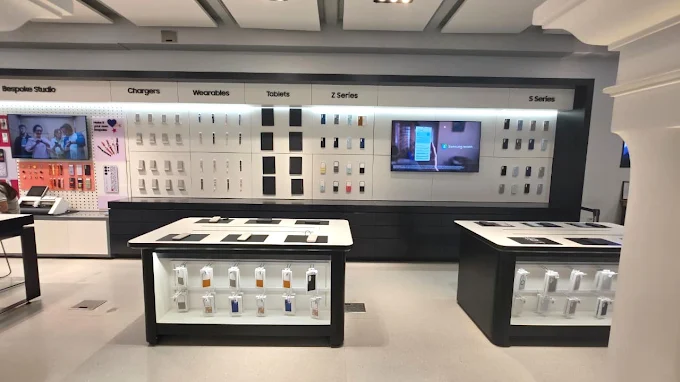 Samsung Opera House - Ashok Nagar store image 4