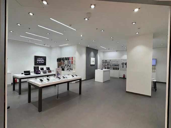 Unicorn, Apple Authorised Reseller, Sector No 12, Faridabad store image 4