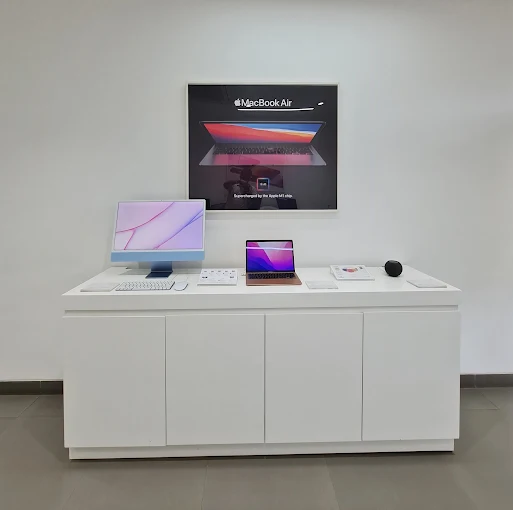 iNvent-Apple Premium Reseller-Basavanagudi store image 3