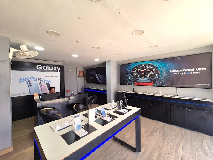 Samsung Experience Store-Ajmer, Sathana store image 4