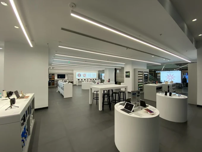 UNICORN -Apple Premium Reseller-Tagore Garden store image