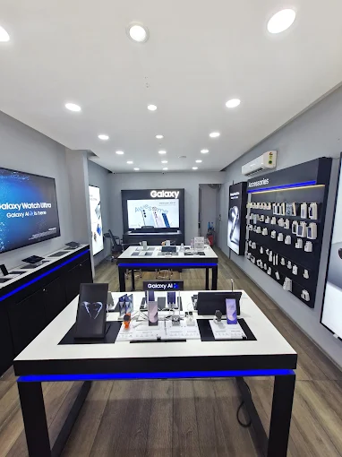 Samsung Experience Store- K C Road, Barnala, Bathinda store image
