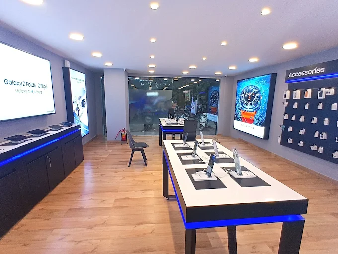 Samsung Experience Store- Vidyaranyapura store image 3
