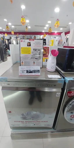 LG Best Shop - Ganpati Electronics, Gurugram thumbnail 4
