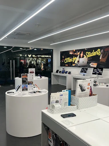 Unicorn-Apple Premium Partner-Sanghavi Kesari Rd store image