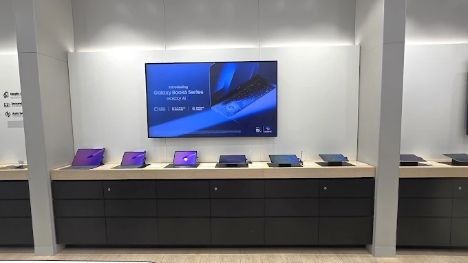Samsung Experience Store- Borivali East SkyCity Mall store image 4