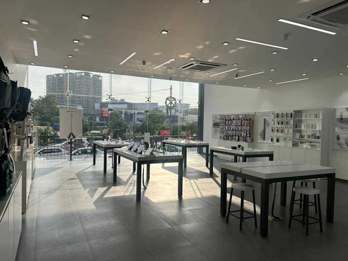 Aptronix-Apple Premium Reseller-L. B. Nagar store image 3