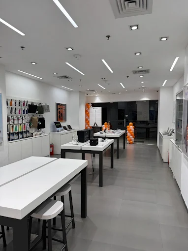 Imagine- Apple Premium Reseller, Shopprix Mall, Meerut store image