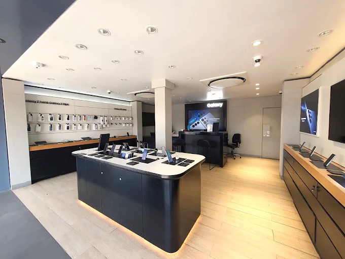 Samsung Experience Store- Rabari Colony store image