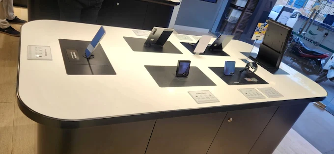 Samsung Experience Store- Old Delhi Road, Gurugram store image 3