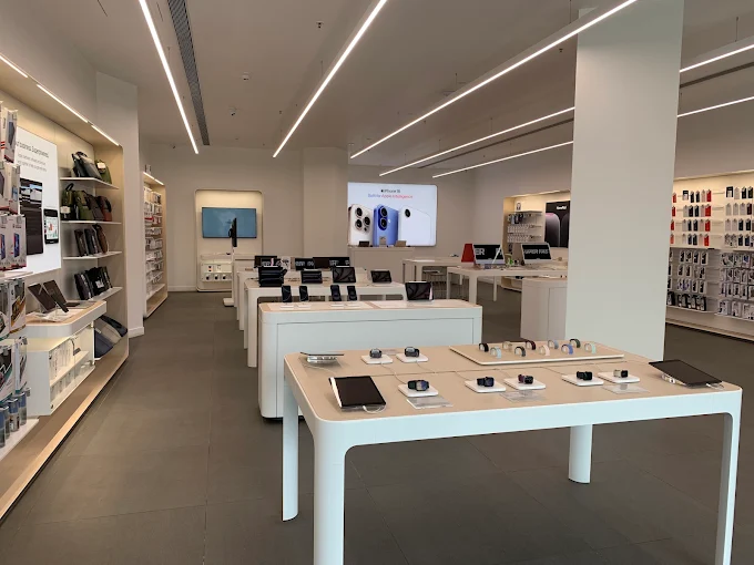 IVENUS-Apple Premium Reseller-NIBM store image 3