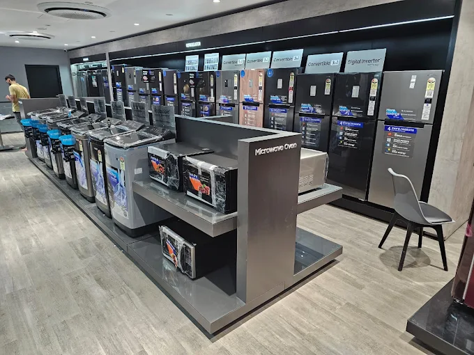 Samsung SmartPlaza - Shivam Enterprise, Kota store image 4