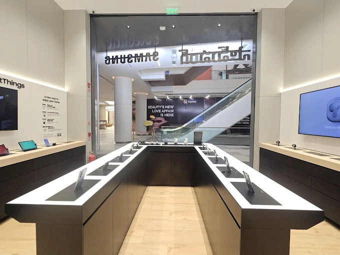 Samsung Experience Store- Inorbit Mall, Visakhapatnam store image