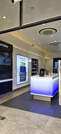 Samsung Experience Store- Nehru Nagar, Ghaziabad store image 3