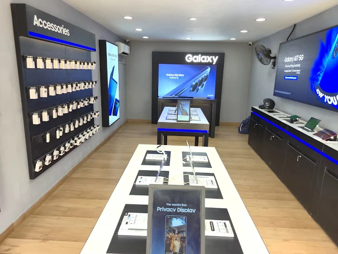 Samsung Experience Store- Sohna Road, Gurugram thumbnail 4