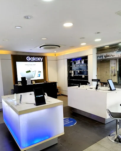 Samsung Experience Store- Althan Pandesara Bridge store image