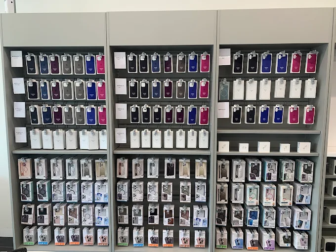 iVenus - Apple Premium Reseller, Rajkot store image 4