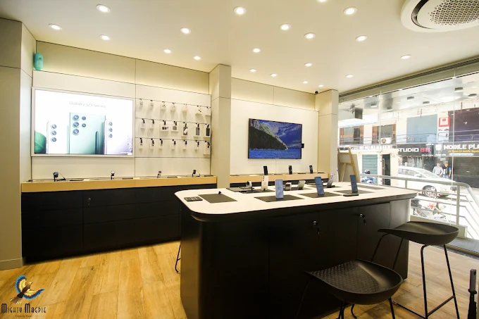 Samsung Experience Store-Nashik- College Road store image 4