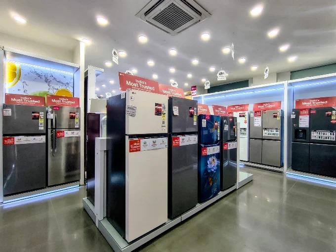 LG Shop - SUMARIA VASAI store image 4