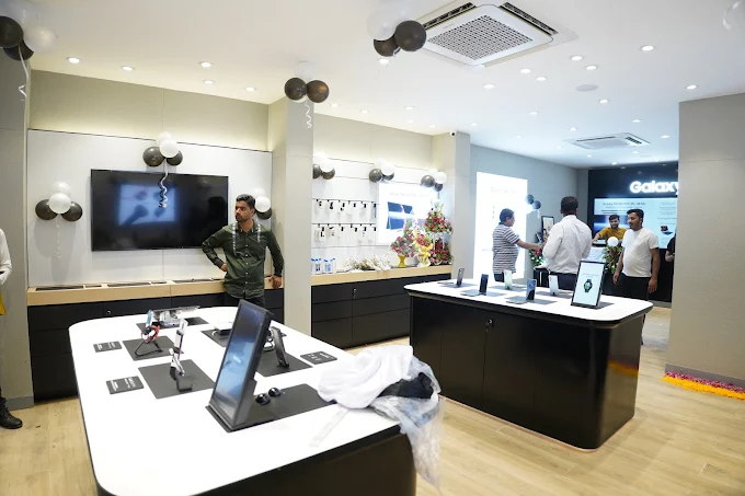 Samsung Experience Store- Jail Road, Indore thumbnail 4