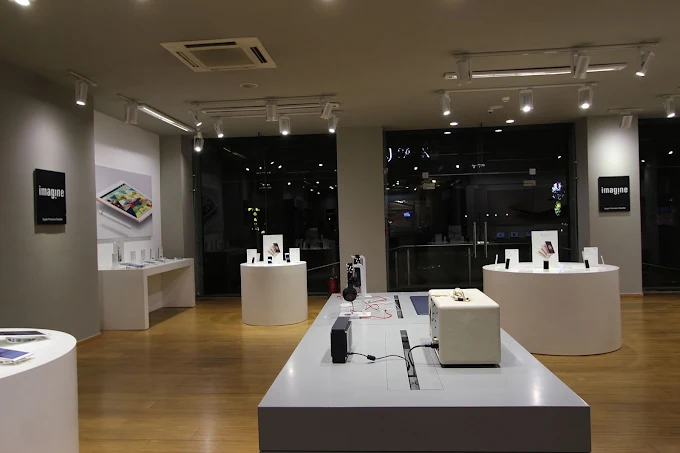 iMagine-Apple Premium Reseller-TTK Road- Alwarpet store image 3