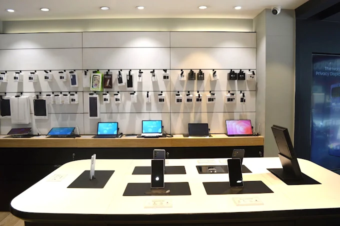 Samsung Experience Store- UB Colony store image