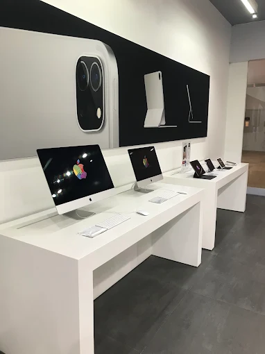 FUTURE WORLD- Apple Store, MOHALI, SAS nagar store image 3