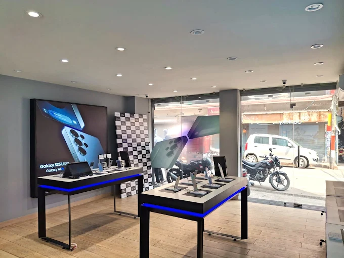 Samsung Experience Store- Tri Nagar store image